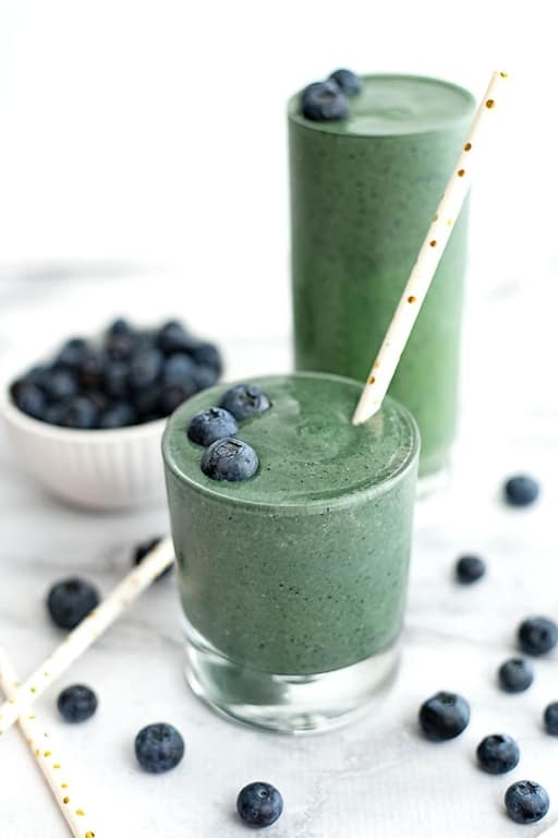 Healthy Blueberry Spinach Smoothie (Low Carb) | Bites of Wellness