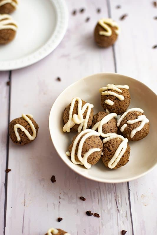 Mocha Quinoa Energy Bites (No Bake) Bites of Wellness