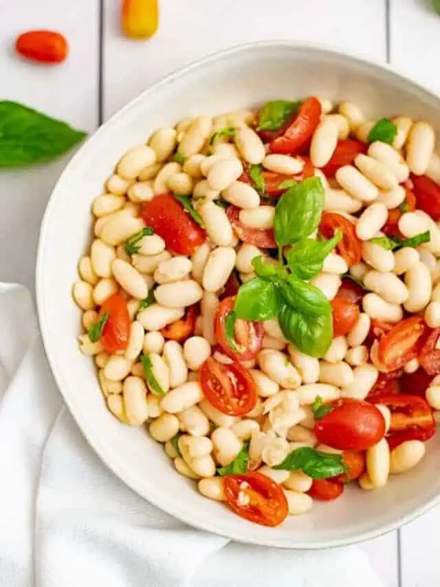 How to Make Italian White Bean Salad
