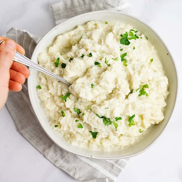 Vegan Garlic Mashed Cauliflower (Instant Pot)