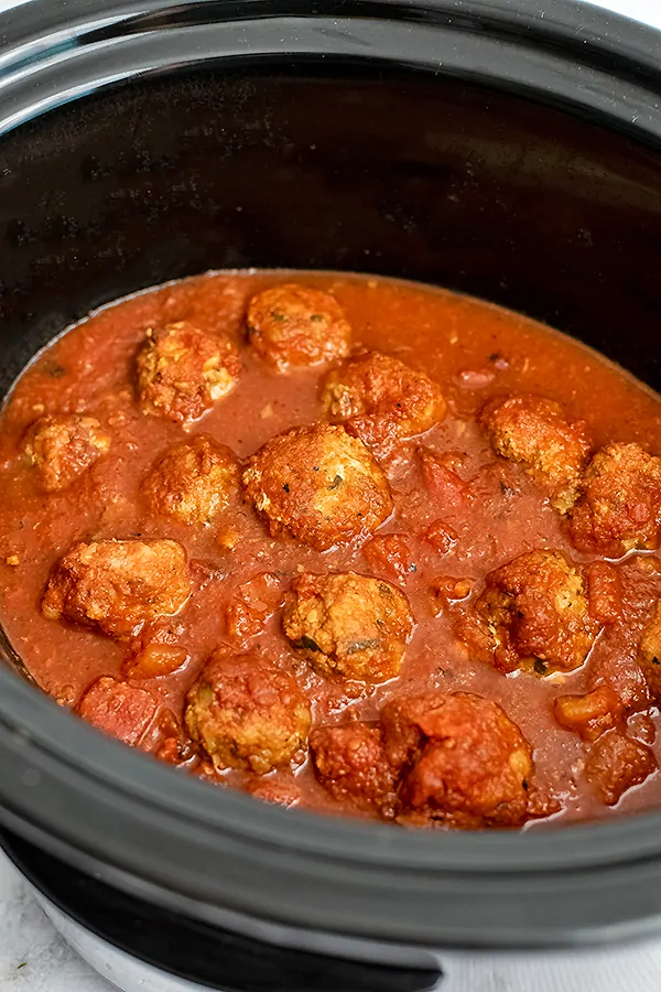 Crockpot filled with Whole30 turkey meatballs