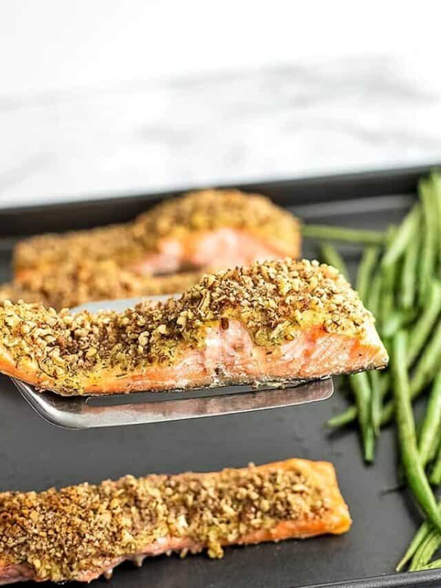 How to Make Pecan Crusted Salmon
