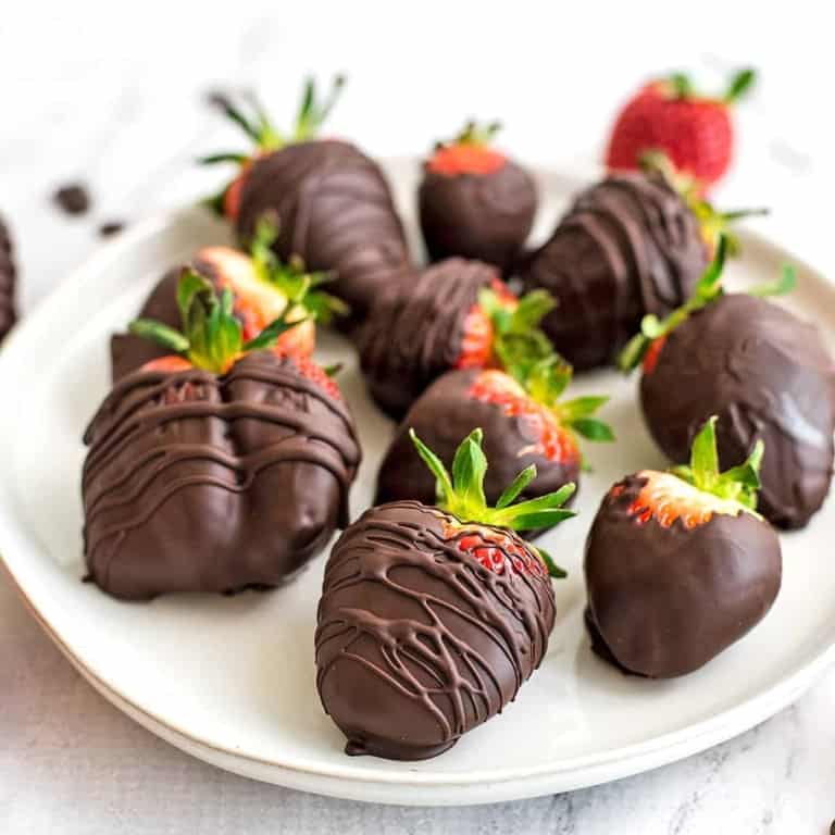 Chocolate Covered Strawberries (Vegan, Keto)