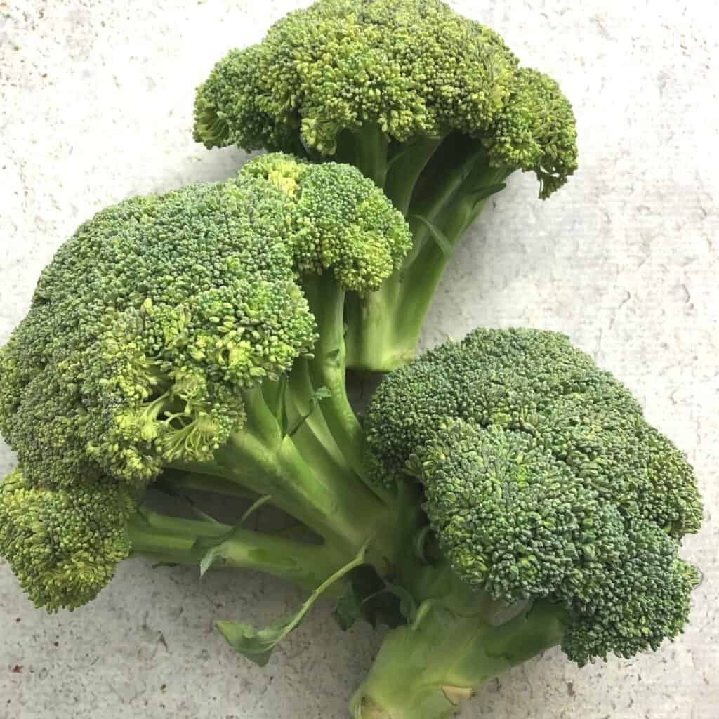 3 heads of broccoli.