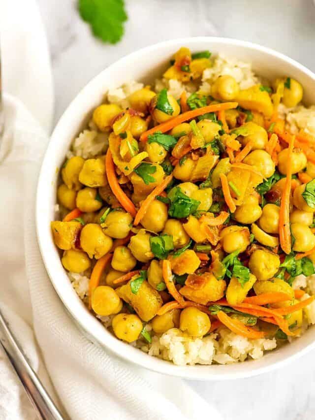 How to Make Apricot Chickpea Curry