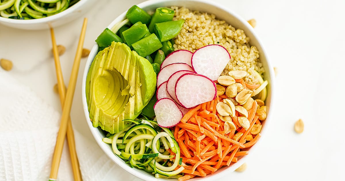 Asian Buddha Bowl with Peanut Dressing - 12 Minute Meal 