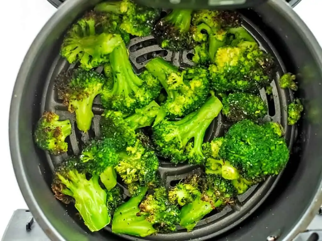 Frozen broccoli after 16 minutes of cooking in air fryer.