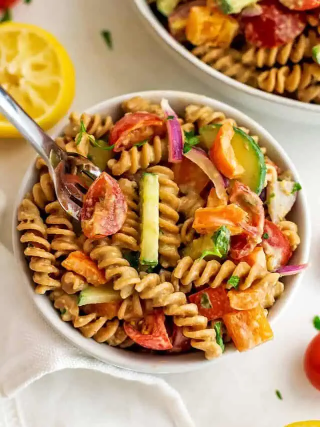 How to Make Pasta Salad with Hummus