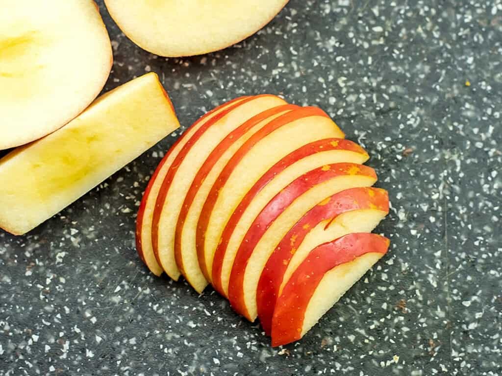 How to thinly slice apple.
