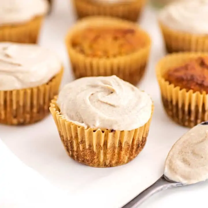 Cupcakes topped with cashew frosting.
