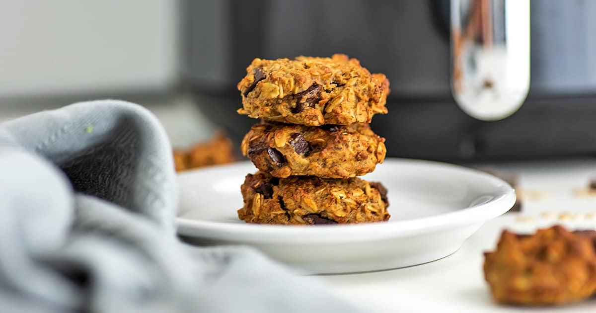 Air Fryer Oatmeal Cookies Ready In 6 Minutes, Vegan Bites of Wellness