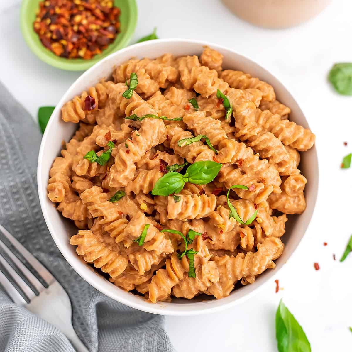 Simple Vegan Creamy Tomato Pasta | Bites of Wellness