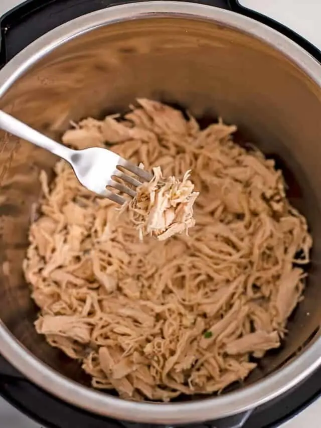How to make shredded chicken in instant pot