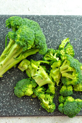 broccoli-cranberry-walnut-salad-how-to1