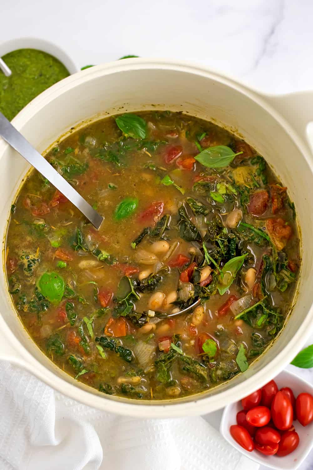 Italian White Bean Kale Soup - 15 Minute Comfort Food | Bites of Wellness