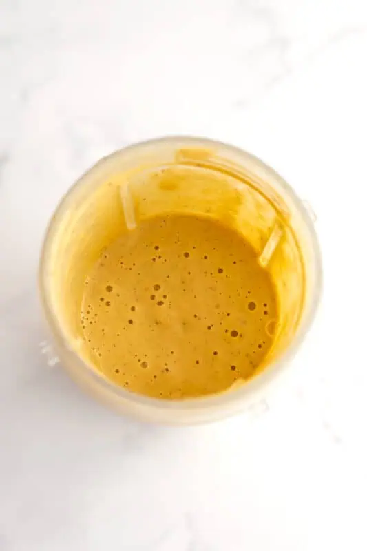 White bean sauce ingredients after blending.