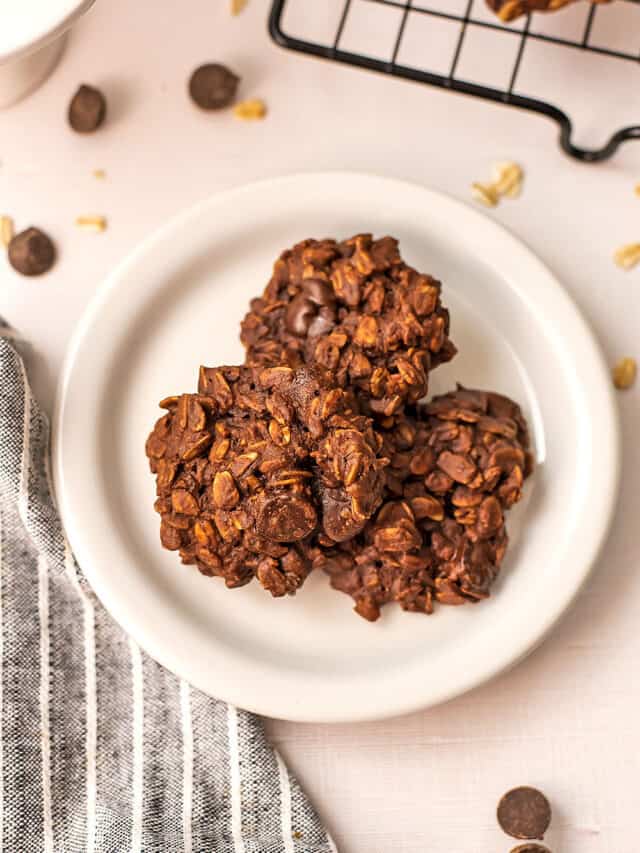 How to Make Chocolate Oatmeal Cookies