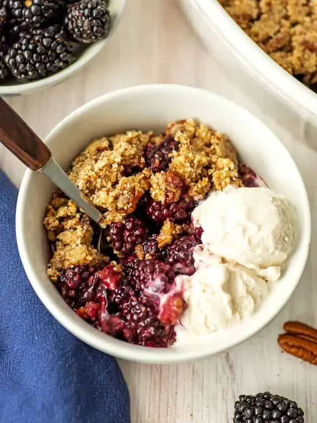 How to Make Blackberry Crumble