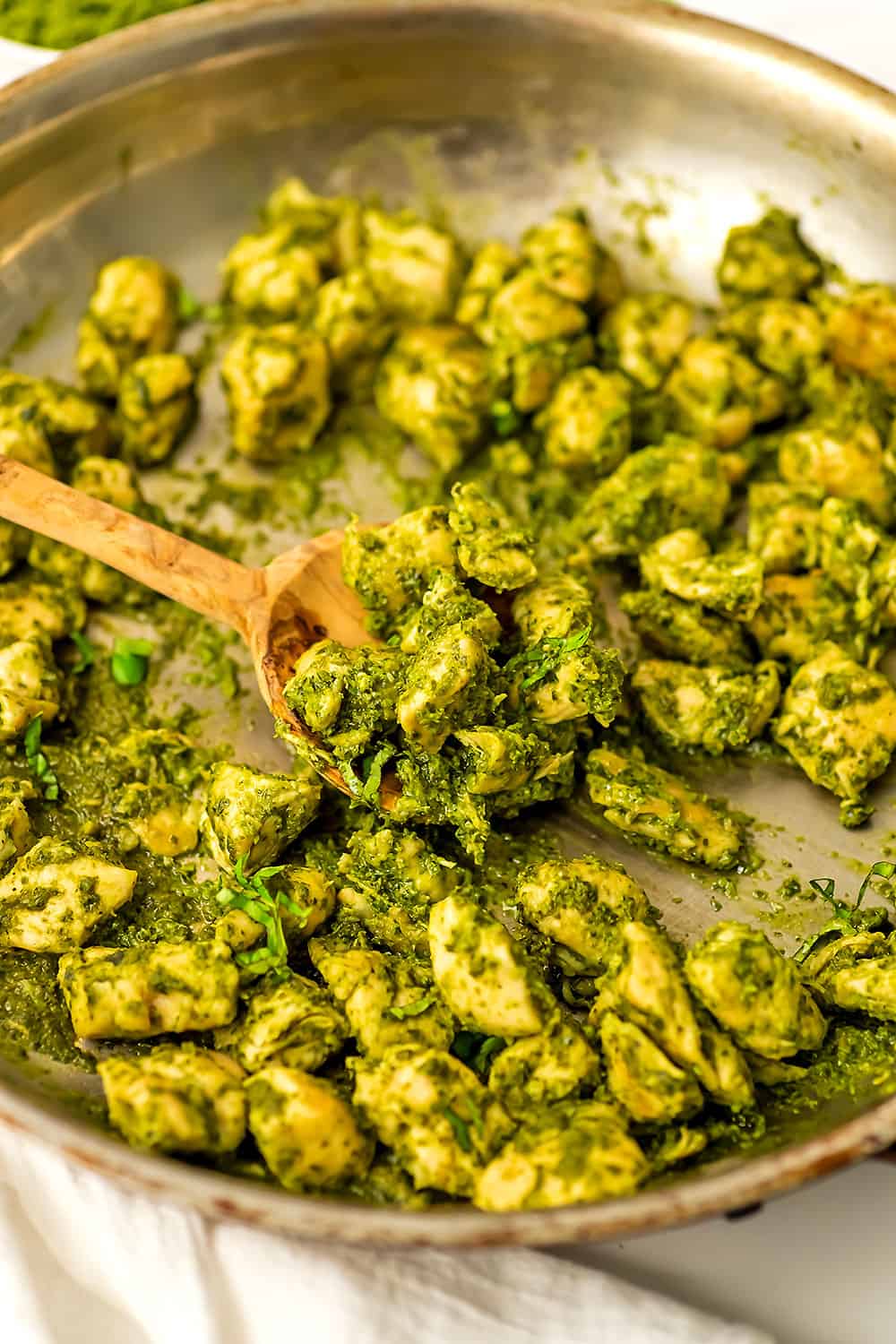 Pesto Chicken Skillet Bites of Wellness