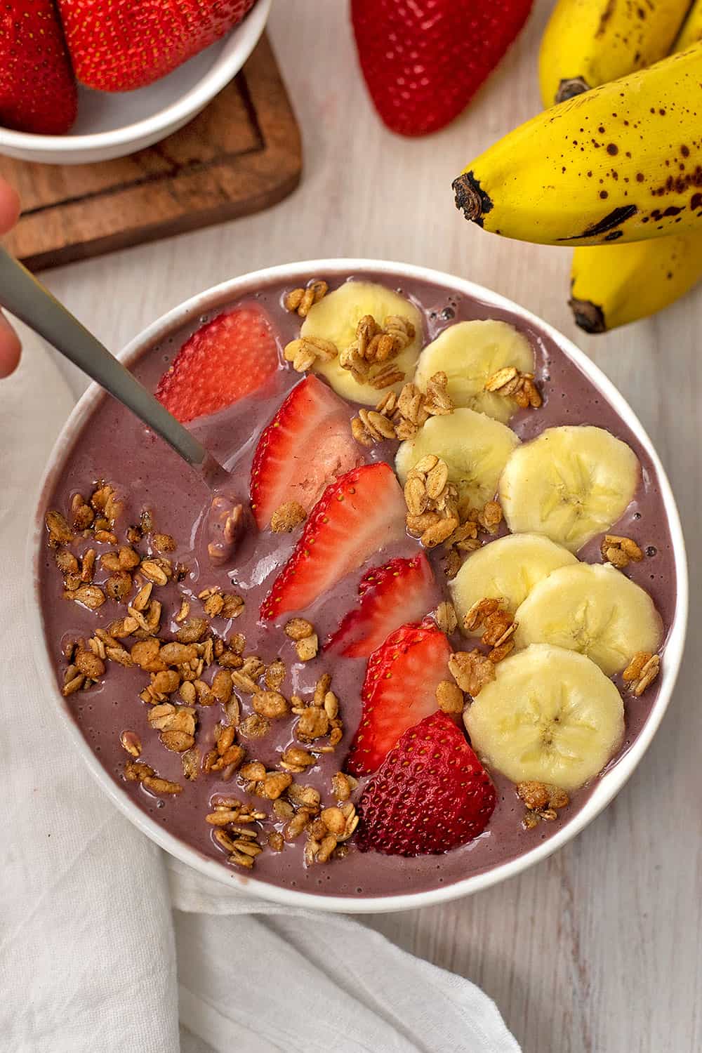 Superfood Acai Bowl - The Tasty Bite