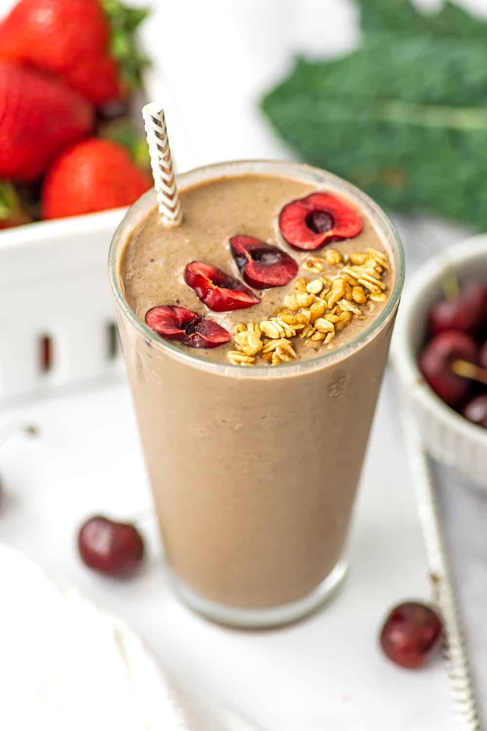 https://bitesofwellness.com/wp-content/uploads/2023/10/cherry-kale-smoothie-pin3.jpg