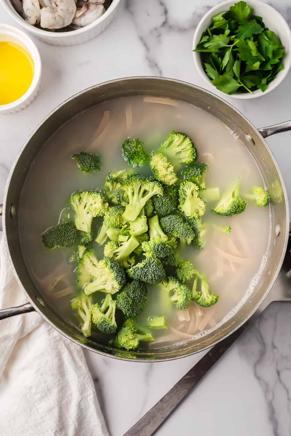 Shrimp and Broccoli Pasta - Bites of Wellness